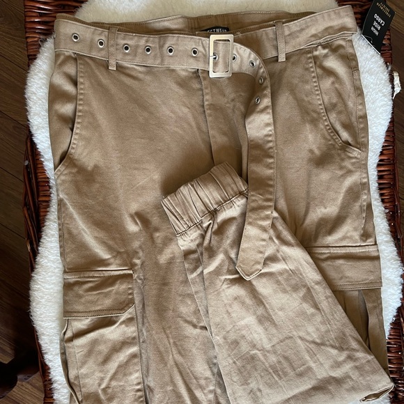 Cargo Pants - Picture 1 of 4